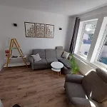 דירה Residenz - Modern, Gross, Ruhig, Zentral, 2 Balkone, 4 Zimmer, Kueche, Bad