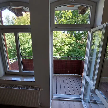 Residenz - Modern, Gross, Ruhig, Zentral, 2 Balkone, 4 Zimmer, Kueche, Bad Daire Jena