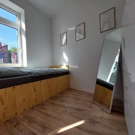 Appartement Residenz - Modern, Gross, Ruhig, Zentral, 2 Balkone, 4 Zimmer, Kueche, Bad Jena