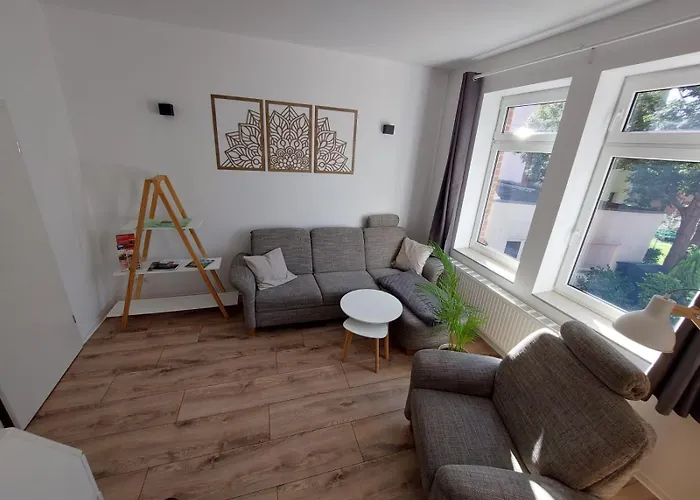 Appartement Residenz - Modern, Gross, Ruhig, Zentral, 2 Balkone, 4 Zimmer, Kueche, Bad